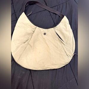 Lululemon shoulder bag for women